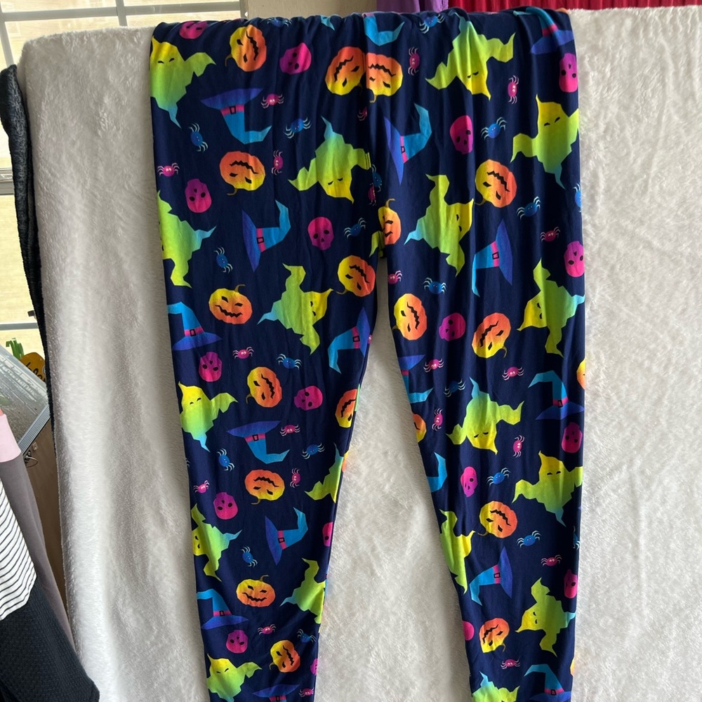 EEVEE buttery soft leggings